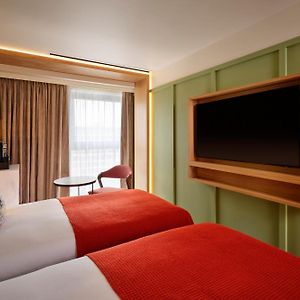 Deluxe Twin Room City View